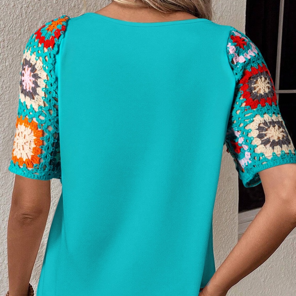 Turquoise Floral Crochet Short Sleeve‎ Top - Picture 4 of 9